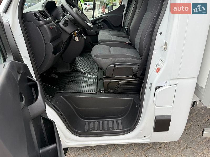 Вантажний фургон Renault Master 2021 в Дубні