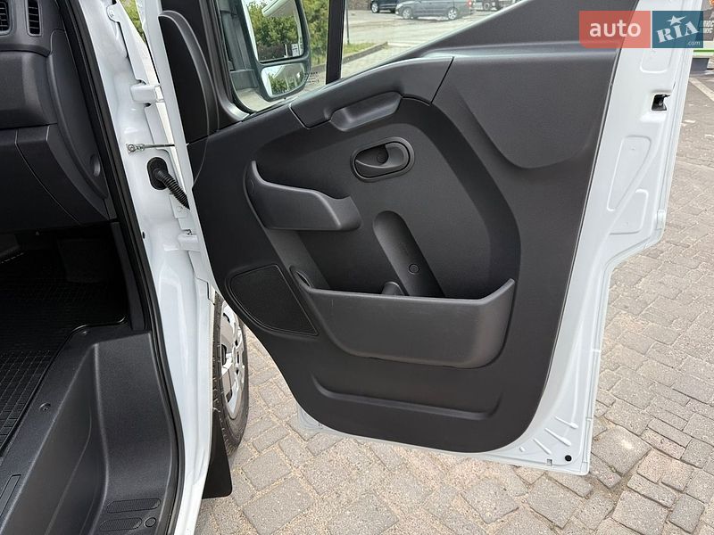 Вантажний фургон Renault Master 2021 в Дубні