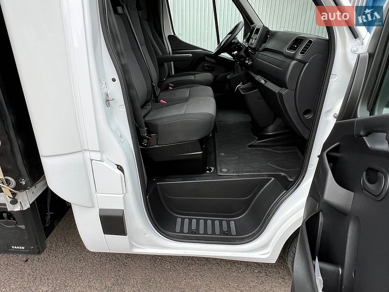 Тентований Renault Master 2021 в Ковелі