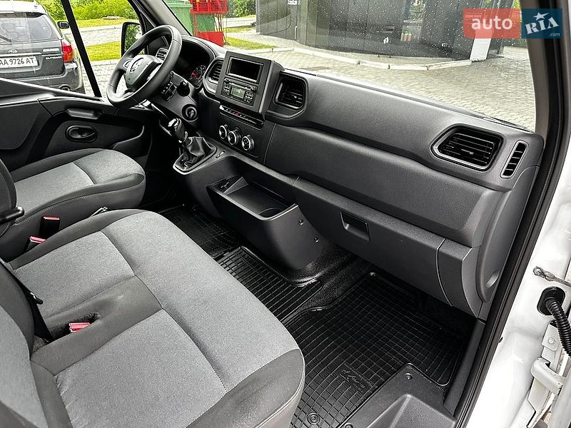 Грузовой фургон Renault Master 2021 в Киеве