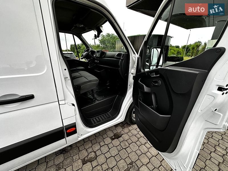 Грузовой фургон Renault Master 2021 в Киеве