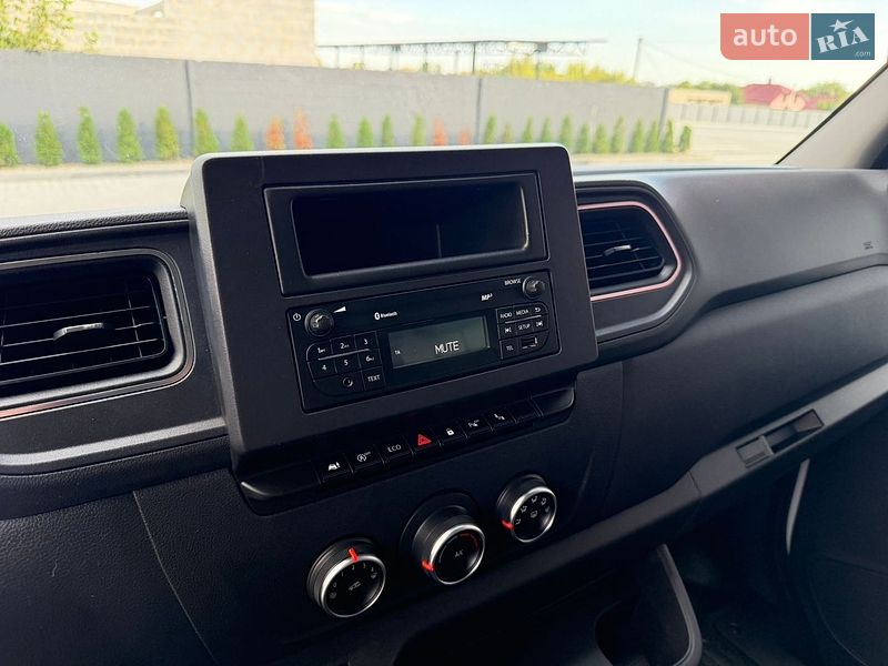 Грузовой фургон Renault Master 2021 в Дубно