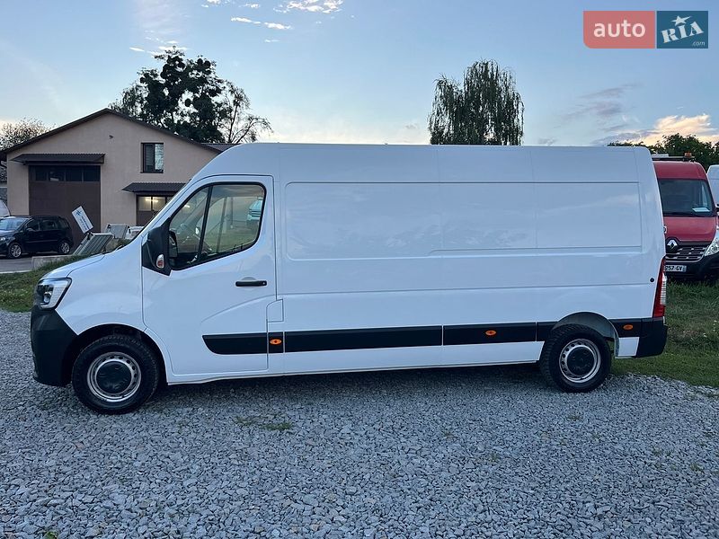 Вантажний фургон Renault Master 2023 в Дубні