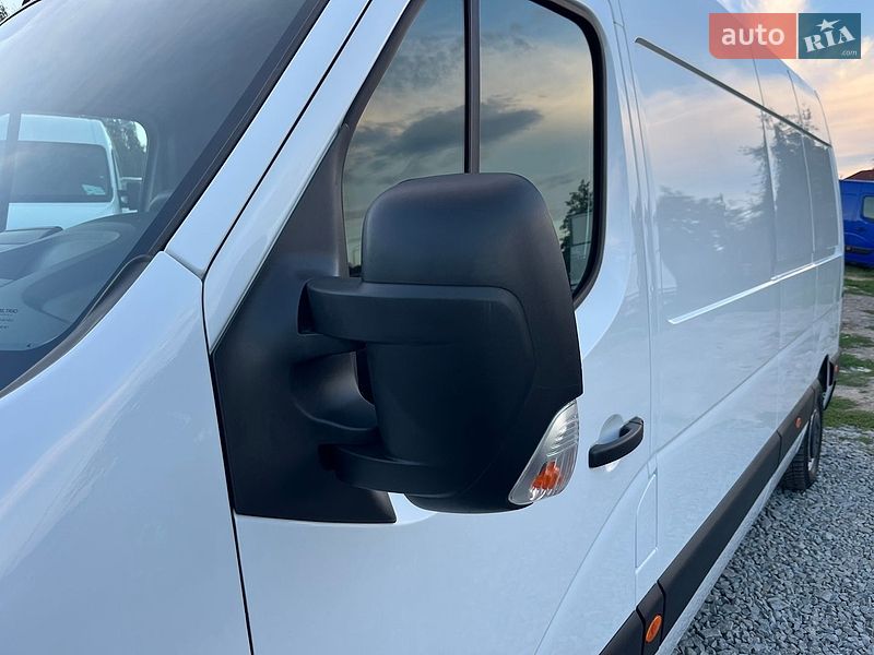 Вантажний фургон Renault Master 2023 в Дубні