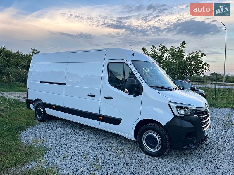 Вантажний фургон Renault Master 2023 в Дубні