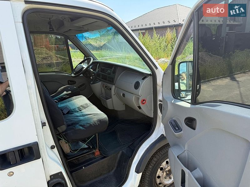 Грузопассажирский фургон Renault Master 2008 в Киеве