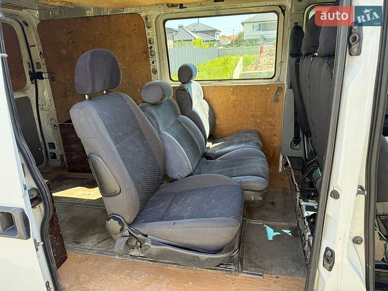 Грузопассажирский фургон Renault Master 2008 в Киеве