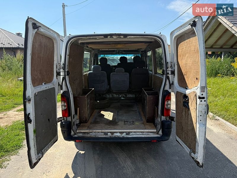 Грузопассажирский фургон Renault Master 2008 в Киеве