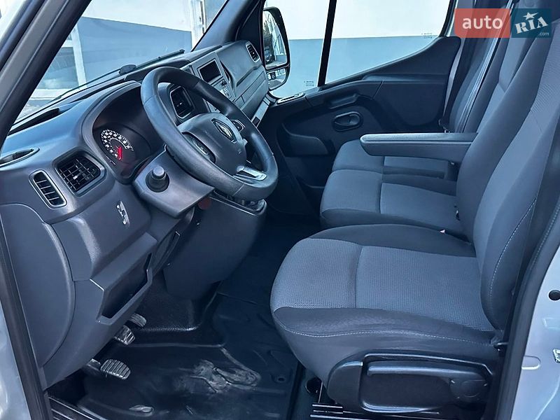 Грузовой фургон Renault Master 2022 в Киеве