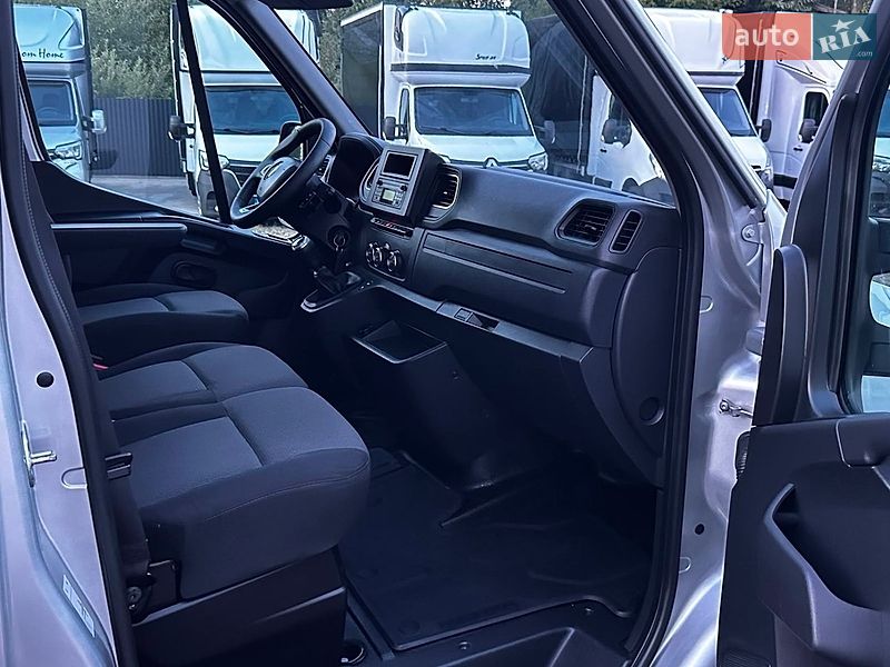 Грузовой фургон Renault Master 2022 в Киеве