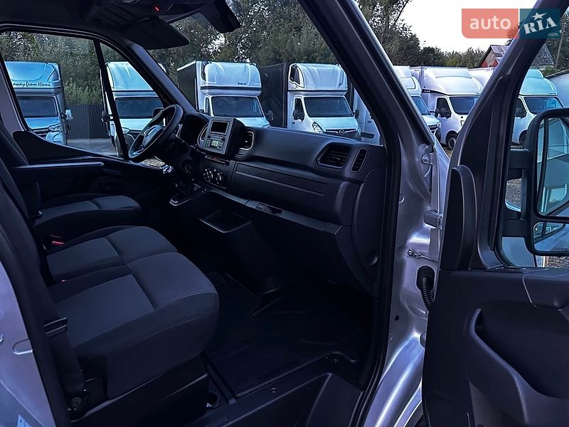 Грузовой фургон Renault Master 2022 в Киеве