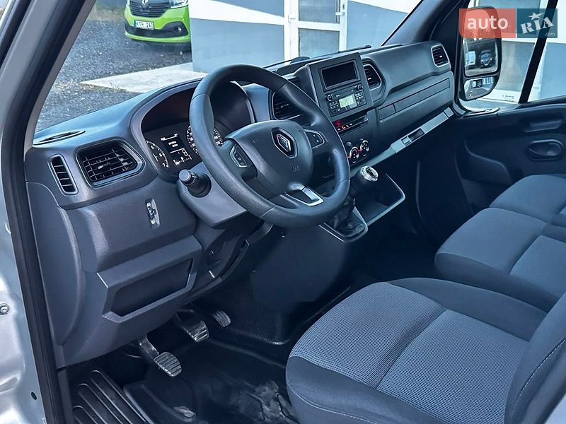 Грузовой фургон Renault Master 2022 в Киеве