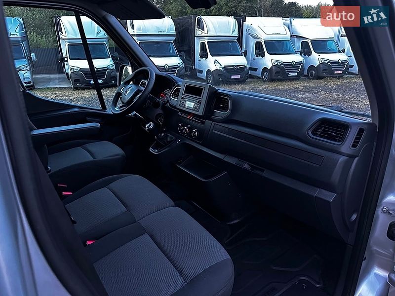 Грузовой фургон Renault Master 2022 в Киеве