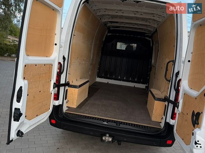 Вантажний фургон Renault Master 2022 в Луцьку
