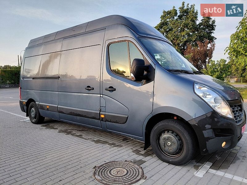 Грузовой фургон Renault Master 2018 в Ивано-Франковске