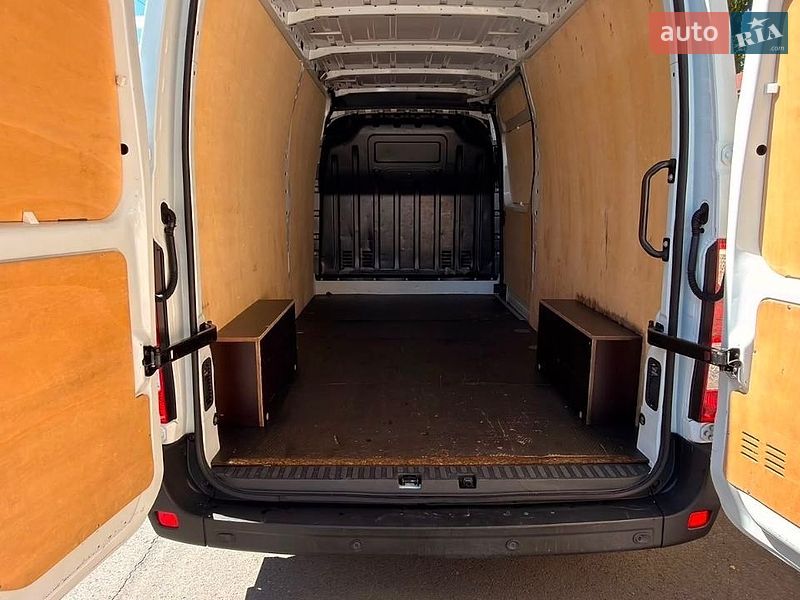 Вантажний фургон Renault Master 2022 в Києві