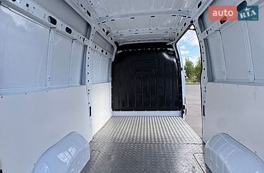 Вантажний фургон Renault Master 2021 в Києві