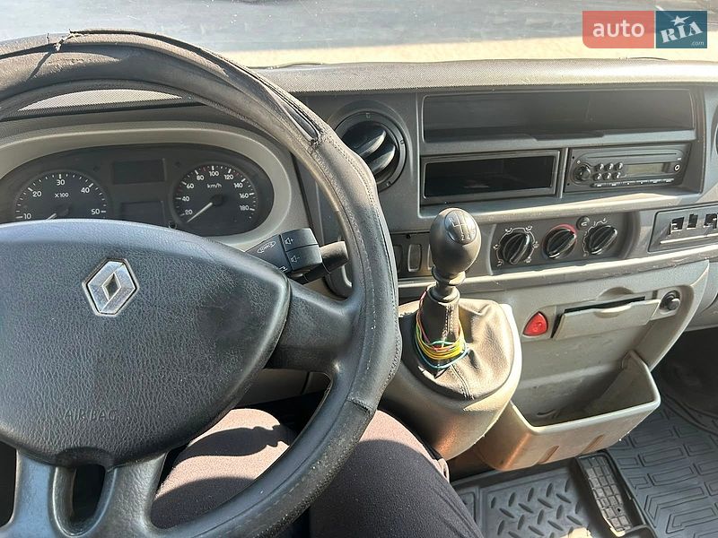 Грузовой фургон Renault Master 2009 в Виннице