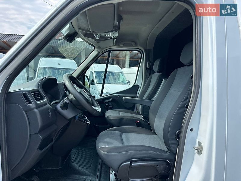 Тентованый Renault Master 2021 в Хусте