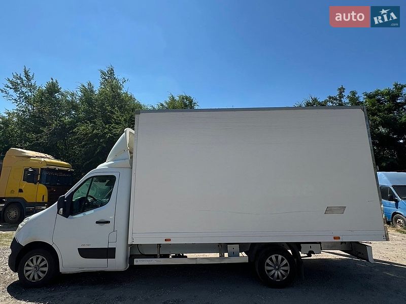 Грузовой фургон Renault Master 2013 в Кривом Роге