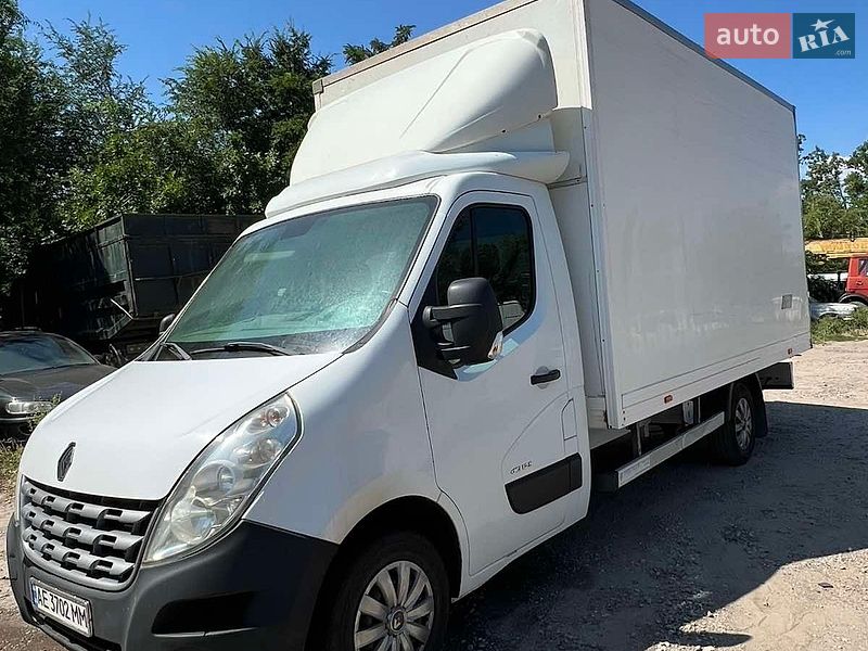 Грузовой фургон Renault Master 2013 в Кривом Роге