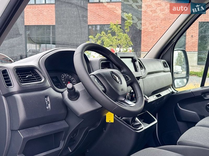 Вантажний фургон Renault Master 2021 в Рівному