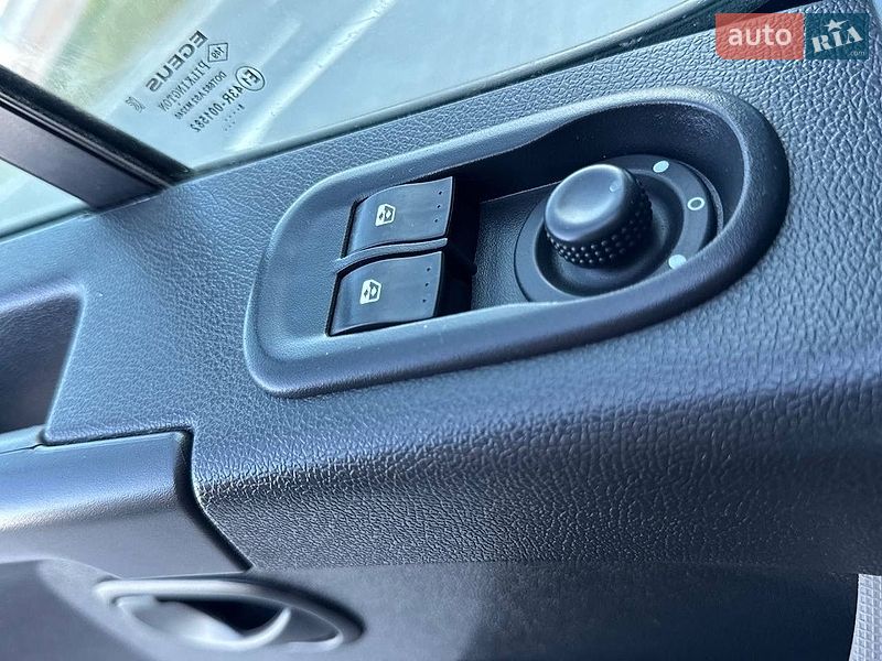Грузовой фургон Renault Master 2019 в Львове