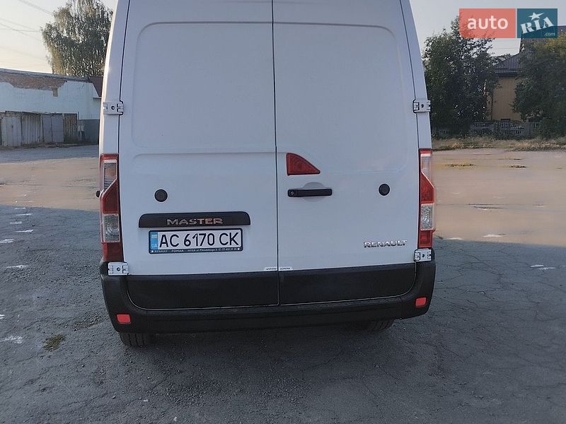 Вантажний фургон Renault Master 2014 в Звягелі