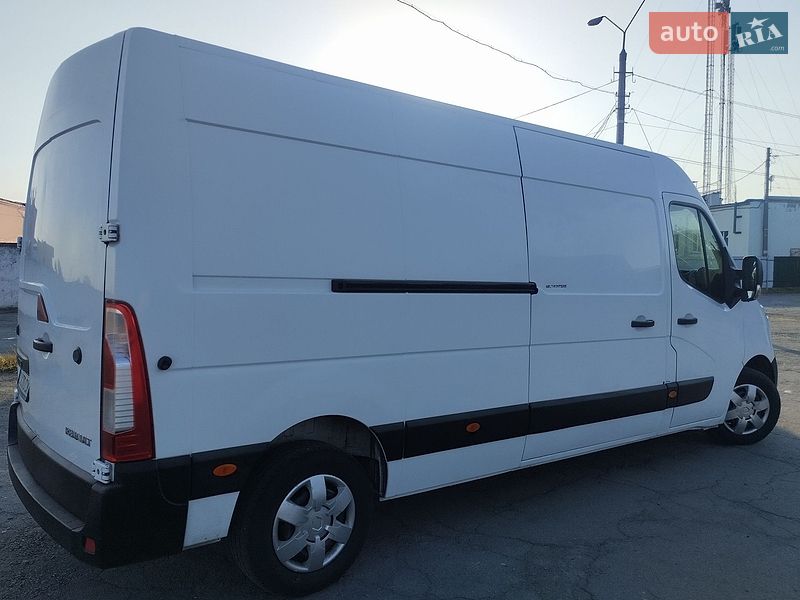 Вантажний фургон Renault Master 2014 в Звягелі