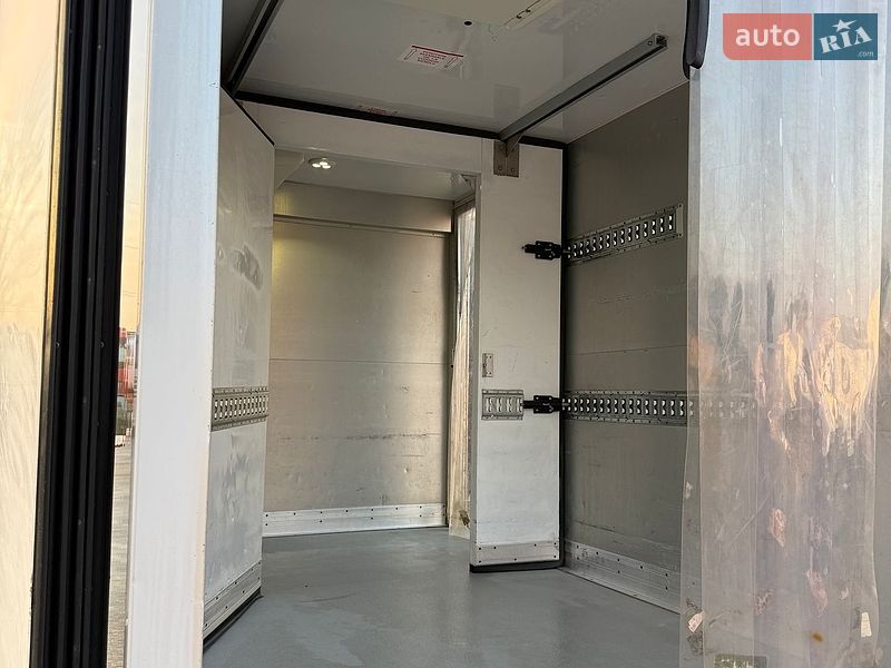 Рефрижератор Renault Master 2019 в Львові