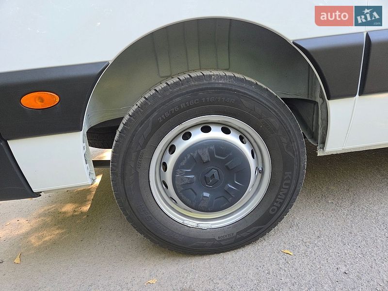 Вантажний фургон Renault Master 2021 в Дніпрі