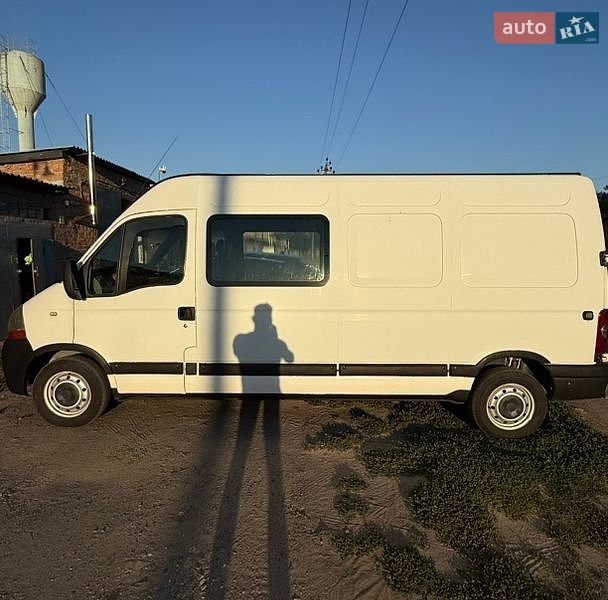 Минивэн Renault Master 2004 в Миргороде