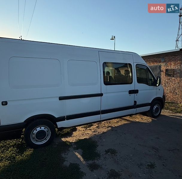 Минивэн Renault Master 2004 в Миргороде
