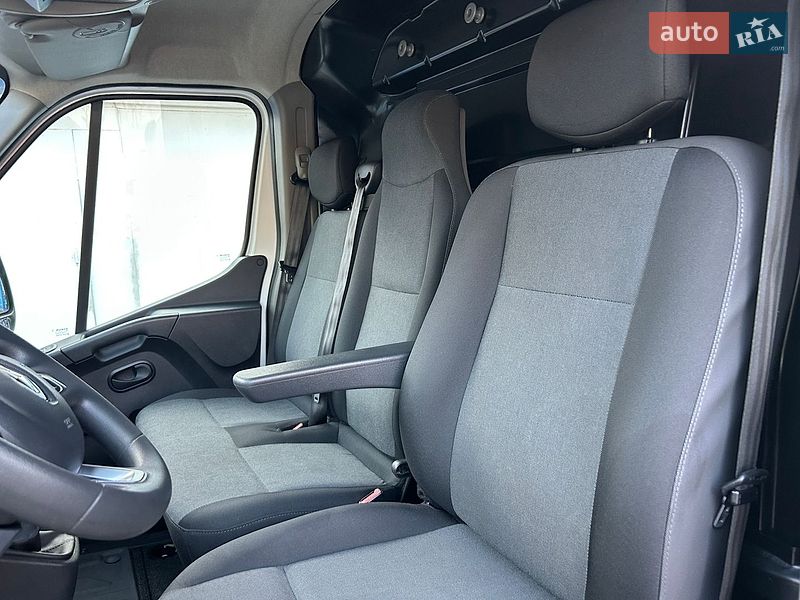 Грузовой фургон Renault Master 2022 в Нежине