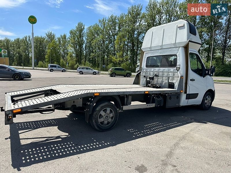 Автовоз Renault Master 2015 в Ивано-Франковске