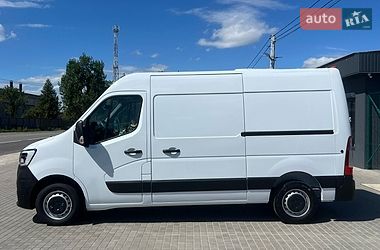 Вантажний фургон Renault Master 2022 в Лопатині