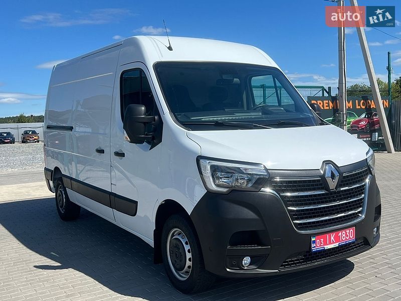 Вантажний фургон Renault Master 2022 в Лопатині