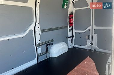 Вантажний фургон Renault Master 2022 в Лопатині
