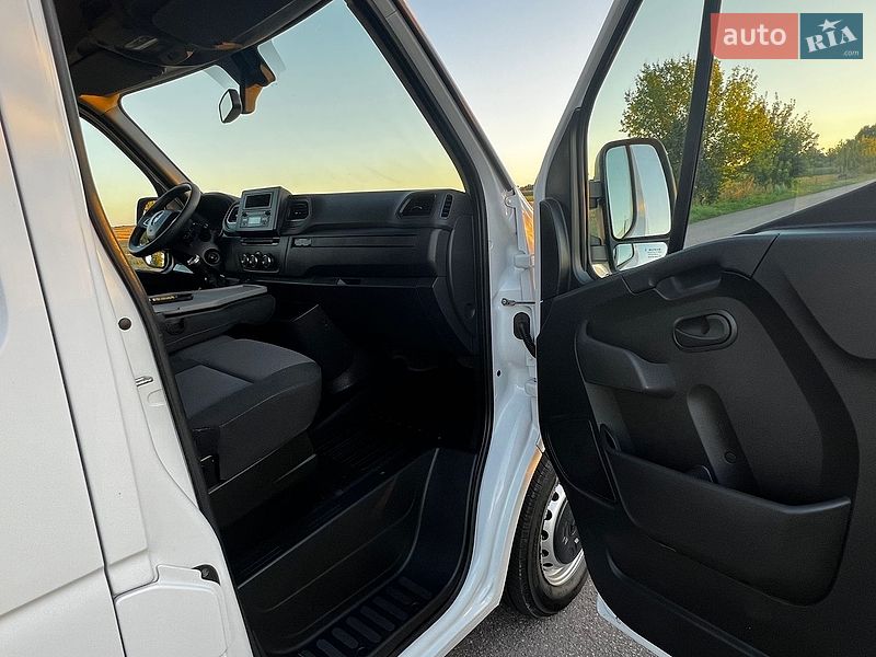 Грузовой фургон Renault Master 2021 в Бердичеве