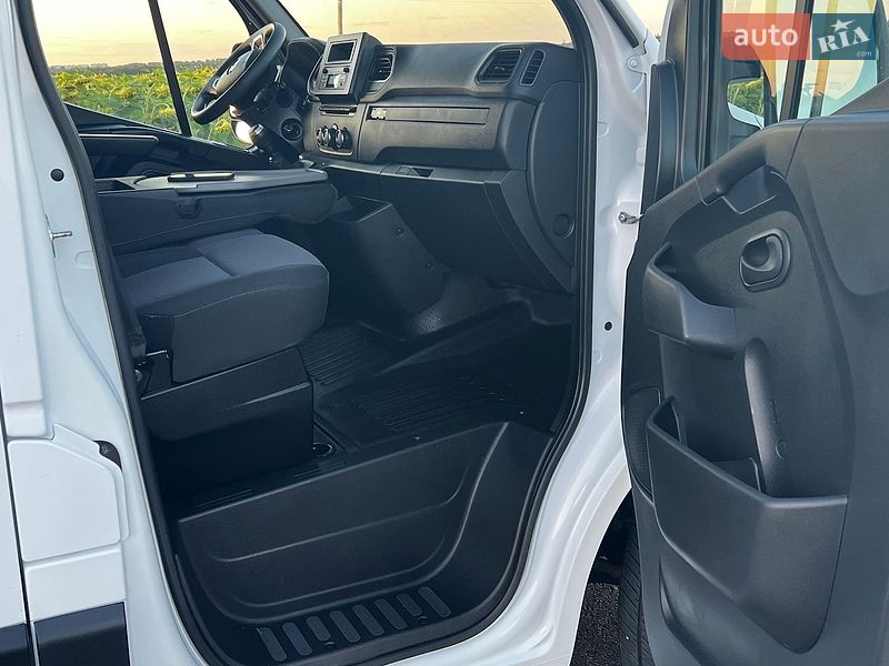 Грузовой фургон Renault Master 2021 в Бердичеве