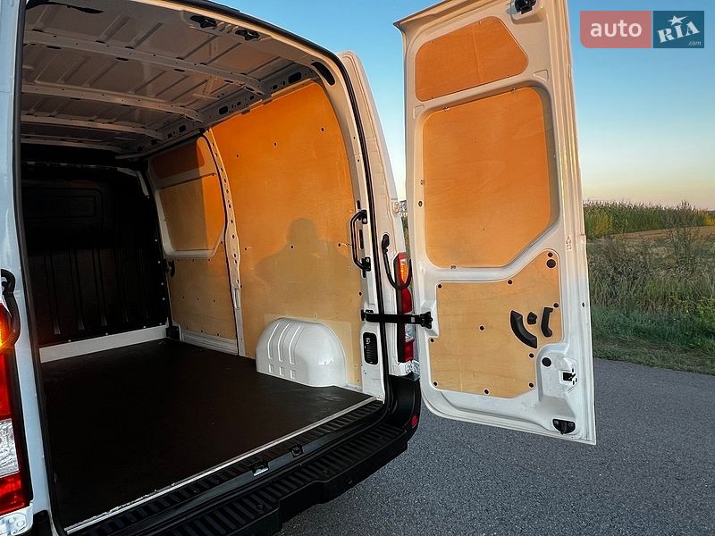Грузовой фургон Renault Master 2021 в Бердичеве