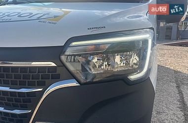 Вантажний фургон Renault Master 2020 в Нововолинську