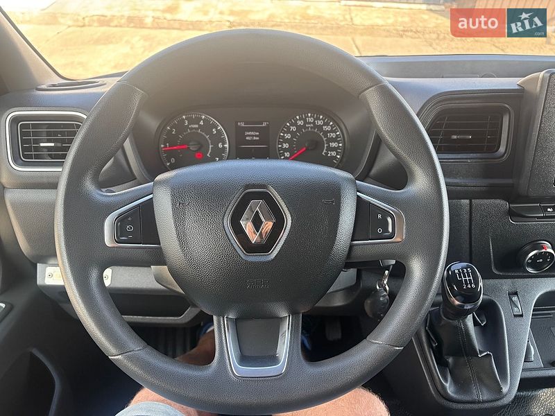 Вантажний фургон Renault Master 2020 в Нововолинську