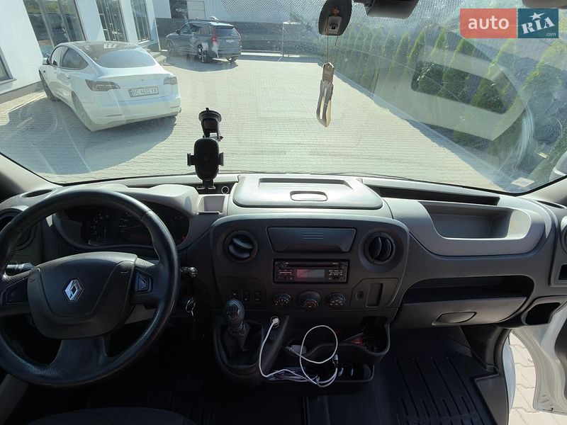 Вантажний фургон Renault Master 2014 в Самборі