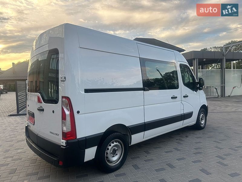 Грузовой фургон Renault Master 2017 в Ровно
