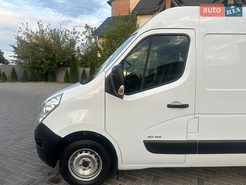 Грузовой фургон Renault Master 2017 в Ровно