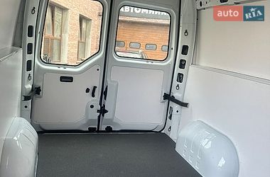 Грузовой фургон Renault Master 2017 в Ровно