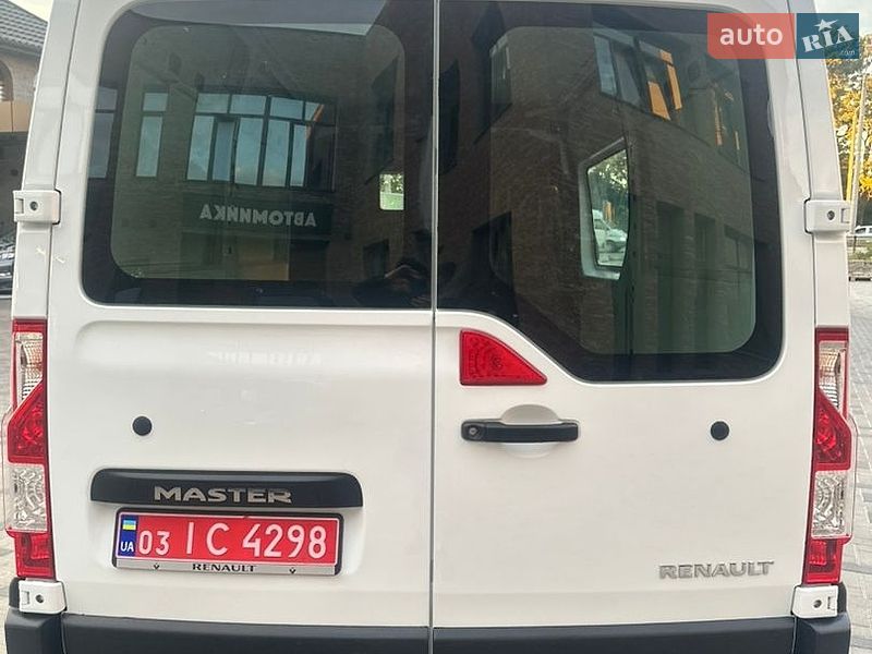 Грузовой фургон Renault Master 2017 в Ровно