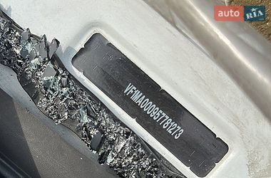 Вантажопасажирський фургон Renault Master 2017 в Києві