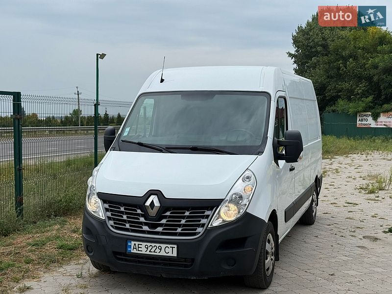 Вантажний фургон Renault Master 2019 в Дніпрі